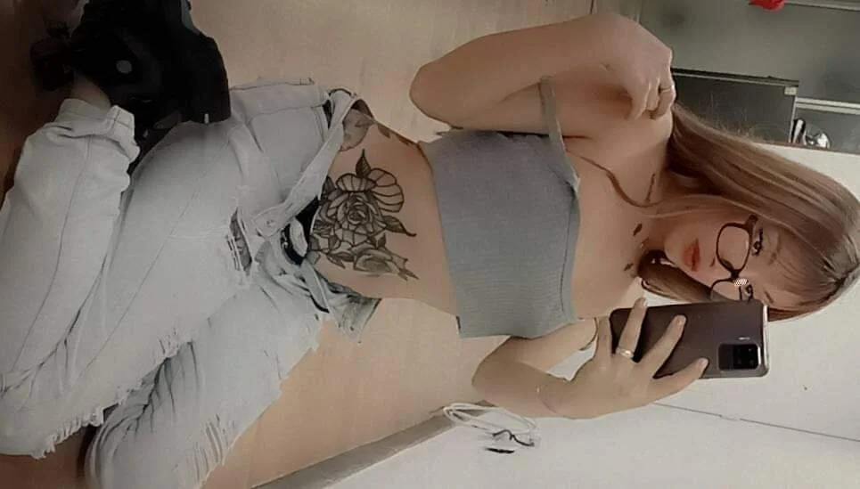 XXX Porn Photo of Nude Melaniifoxxx 5