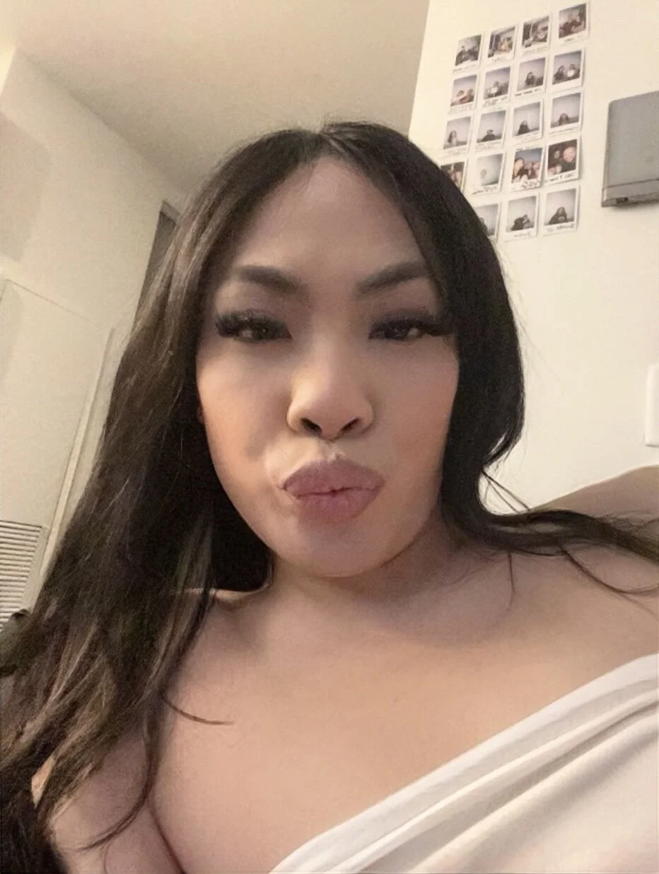 XXX Porn Photo of Nude Dro_bby 1