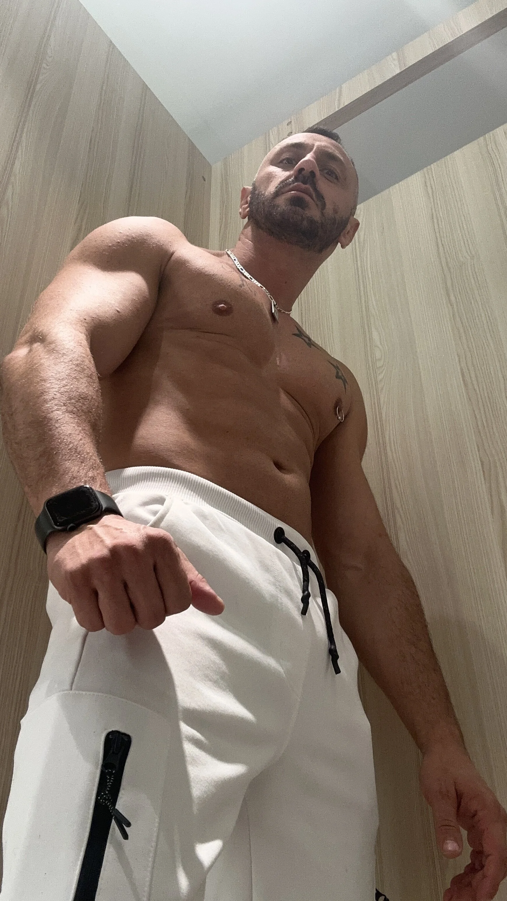 XXX Porn Photo of Nude alekandrobg 4