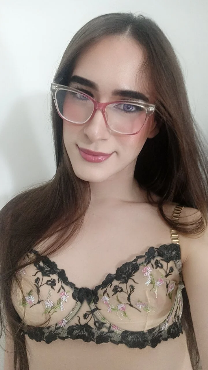 XXX Porn Photo of Nude sexyvioletvalerious 44