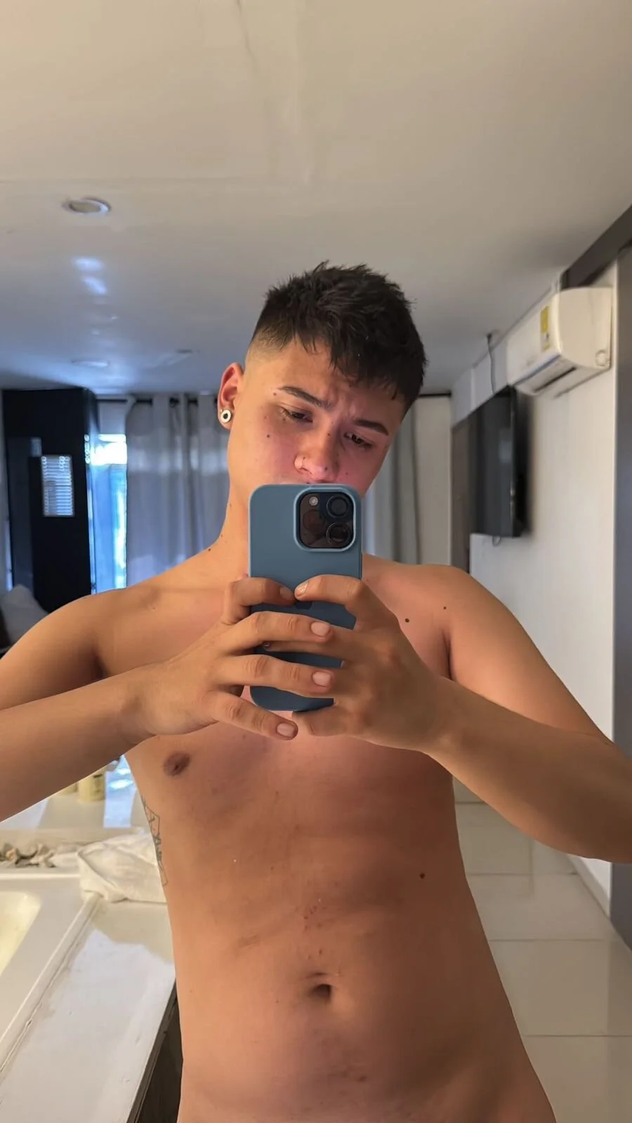 XXX Porn Photo of Nude Stiven_Zarek 6