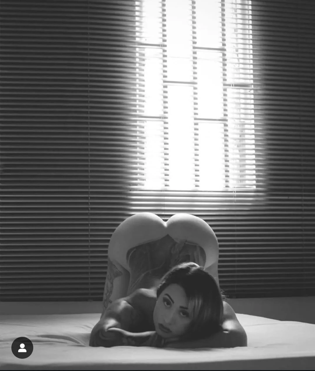 XXX Porn Photo of Nude AngelMartinss 2