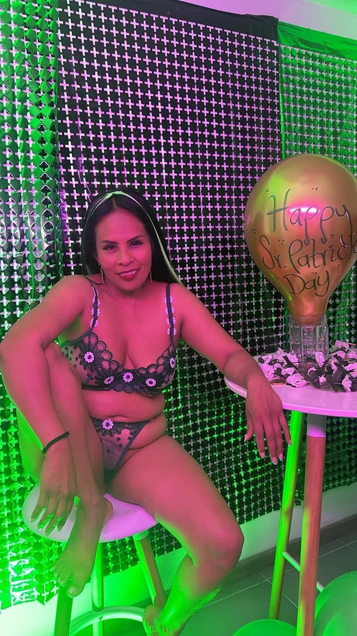 XXX Porn Photo of Nude Anthonelaa__ 35