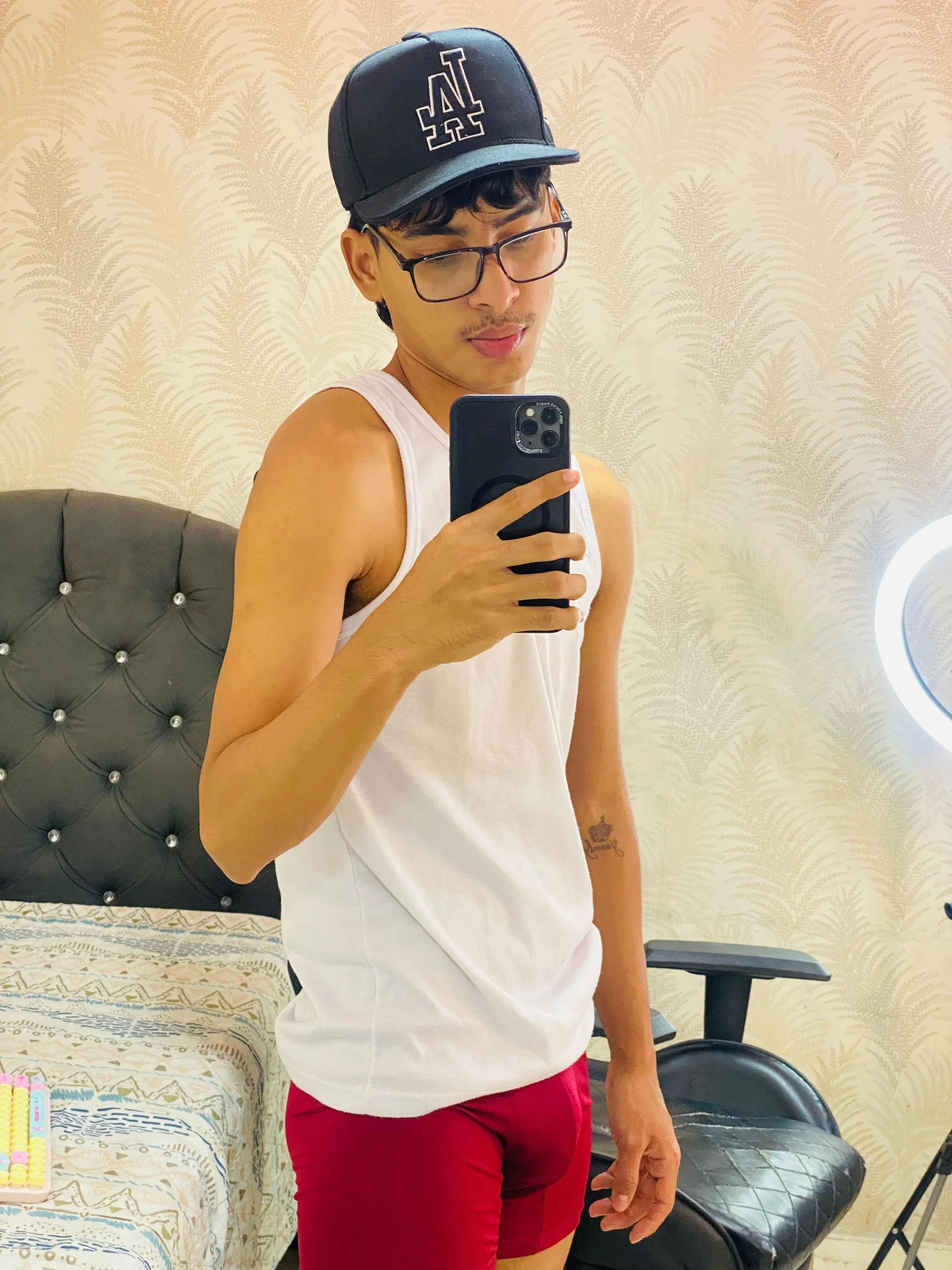 XXX Porn Photo of Nude allens_joe 10