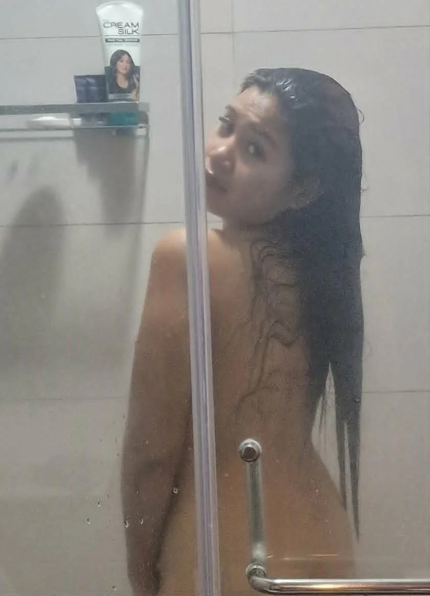 XXX Porn Photo of Nude RoseDizzy 26