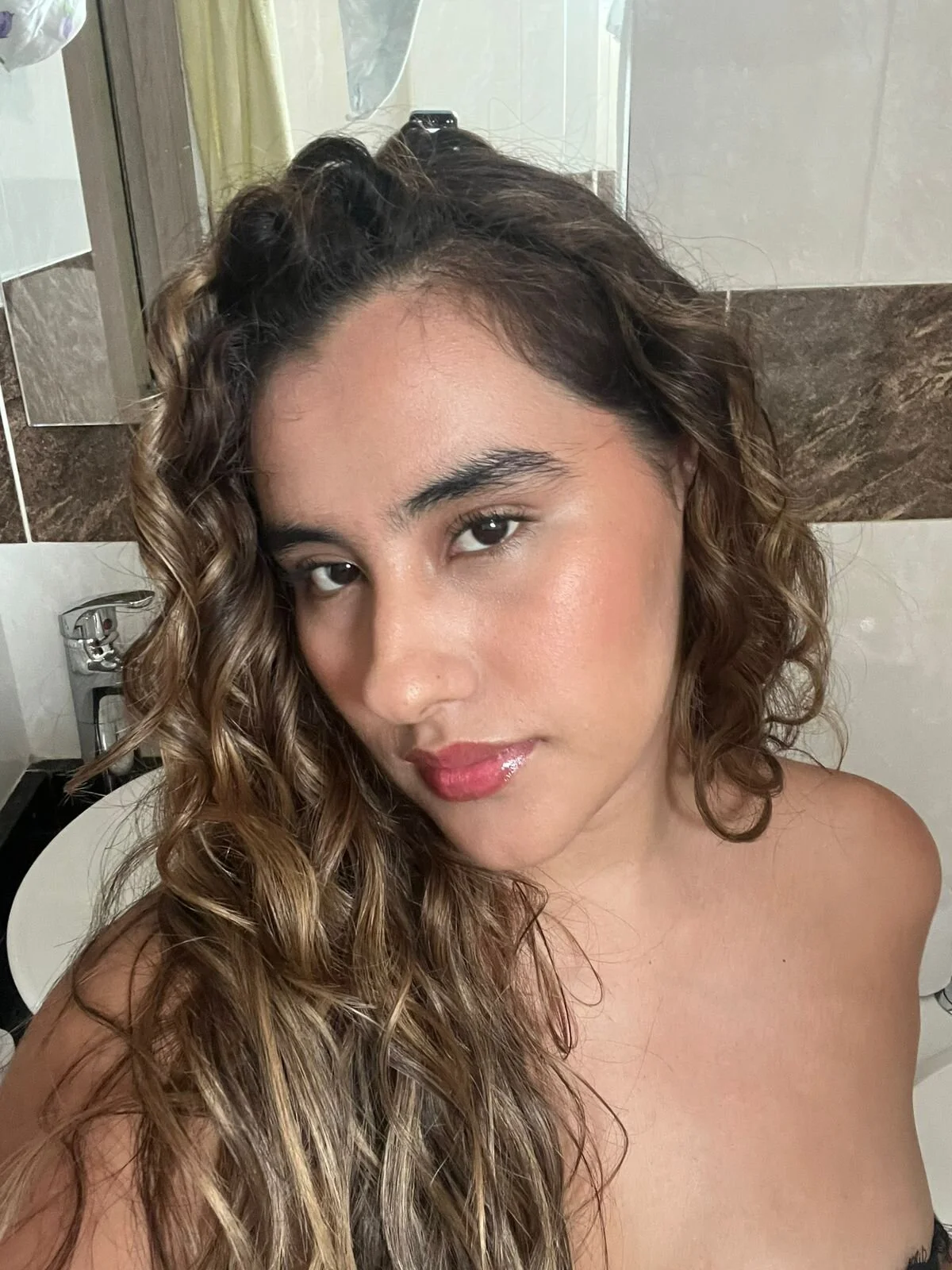 XXX Porn Photo of Nude _Sara_london_ 3
