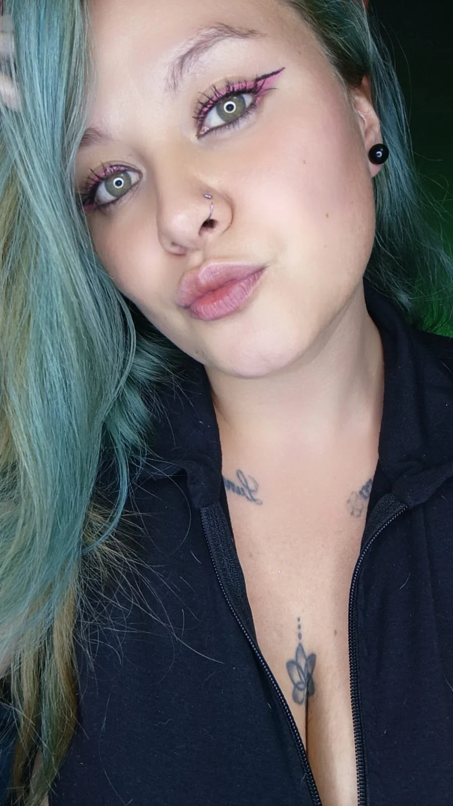 XXX Porn Photo of Nude miley_jensen 72