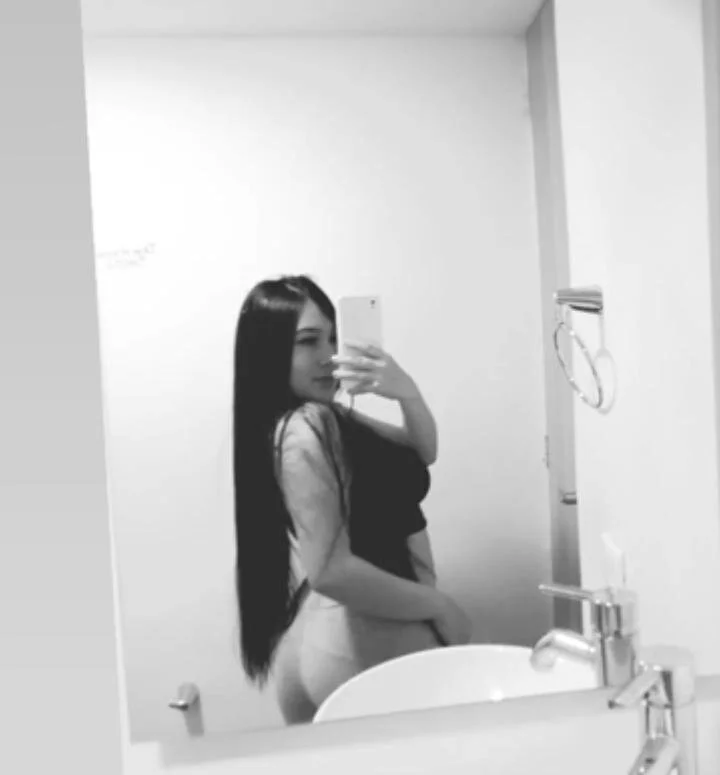 XXX Porn Photo of Nude Sophie_col 4