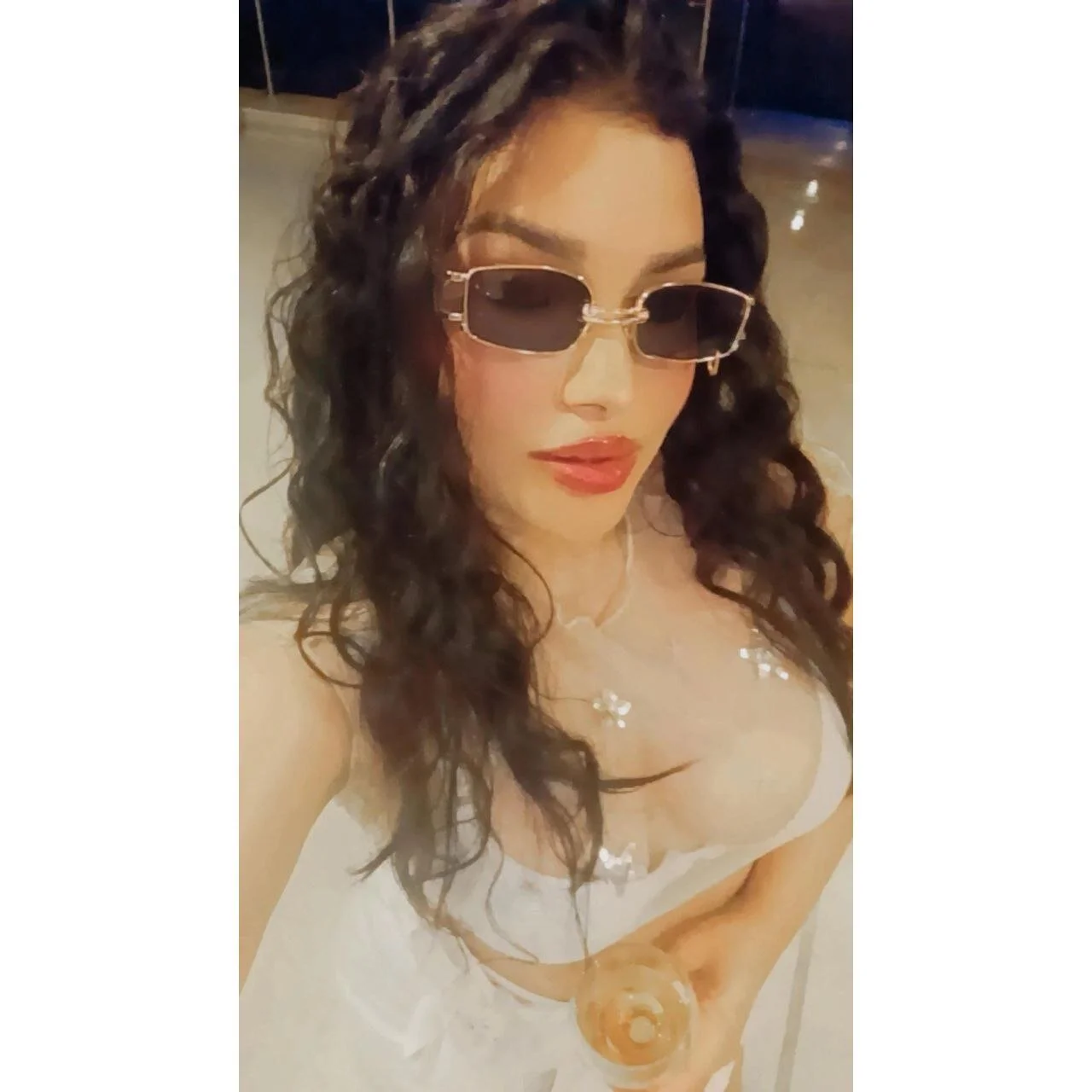 XXX Porn Photo of Nude lolaa_staars 19