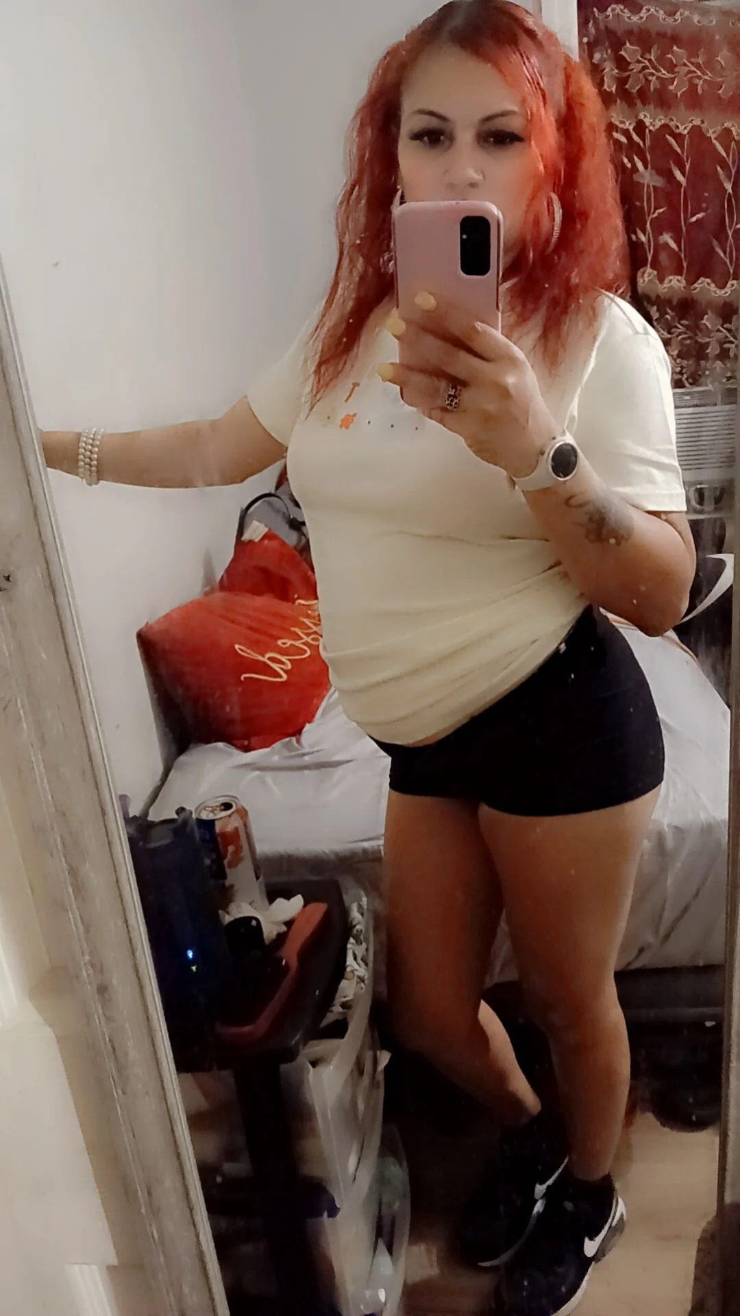 XXX Porn Photo of Nude butterflykhash89 13
