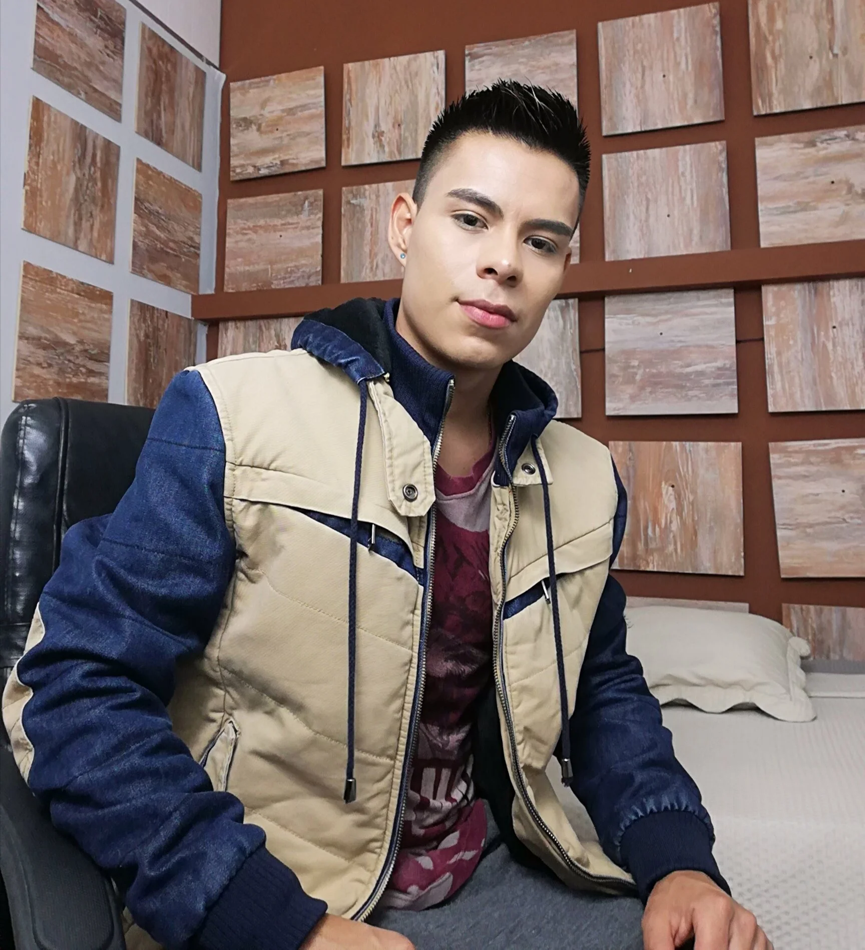 XXX Porn Photo of Nude Dreamer_Boy19 6