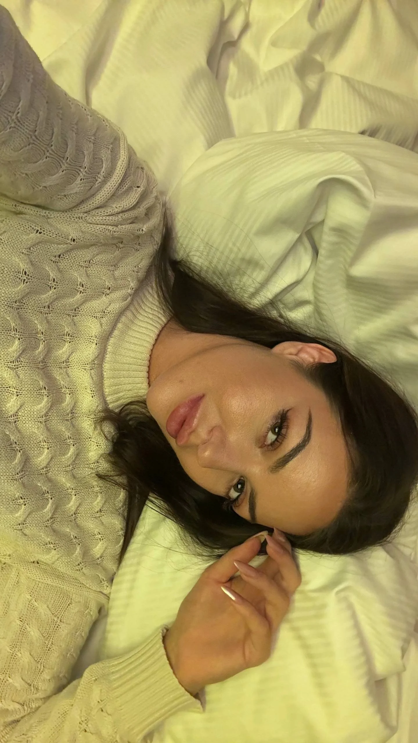 XXX Porn Photo of Nude xLunaBliss 4