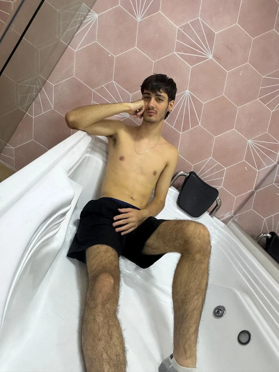 XXX Porn Photo of Nude Liam_Crown 38