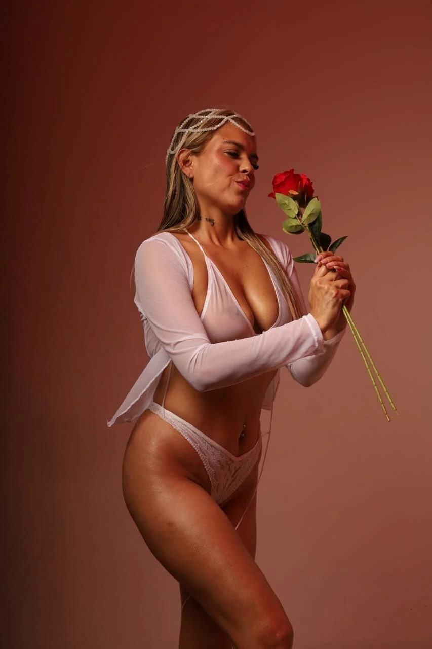 XXX Porn Photo of Nude rubihops 35