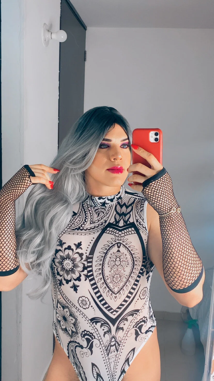 XXX Porn Photo of Nude isahilton1 16