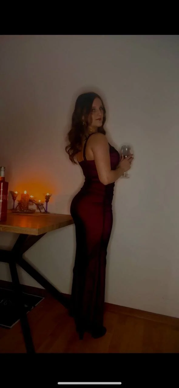 XXX Porn Photo of Nude HotAlice69 1