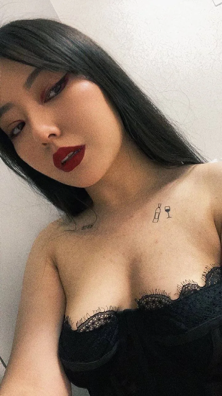 XXX Porn Photo of Nude WonderMira 21