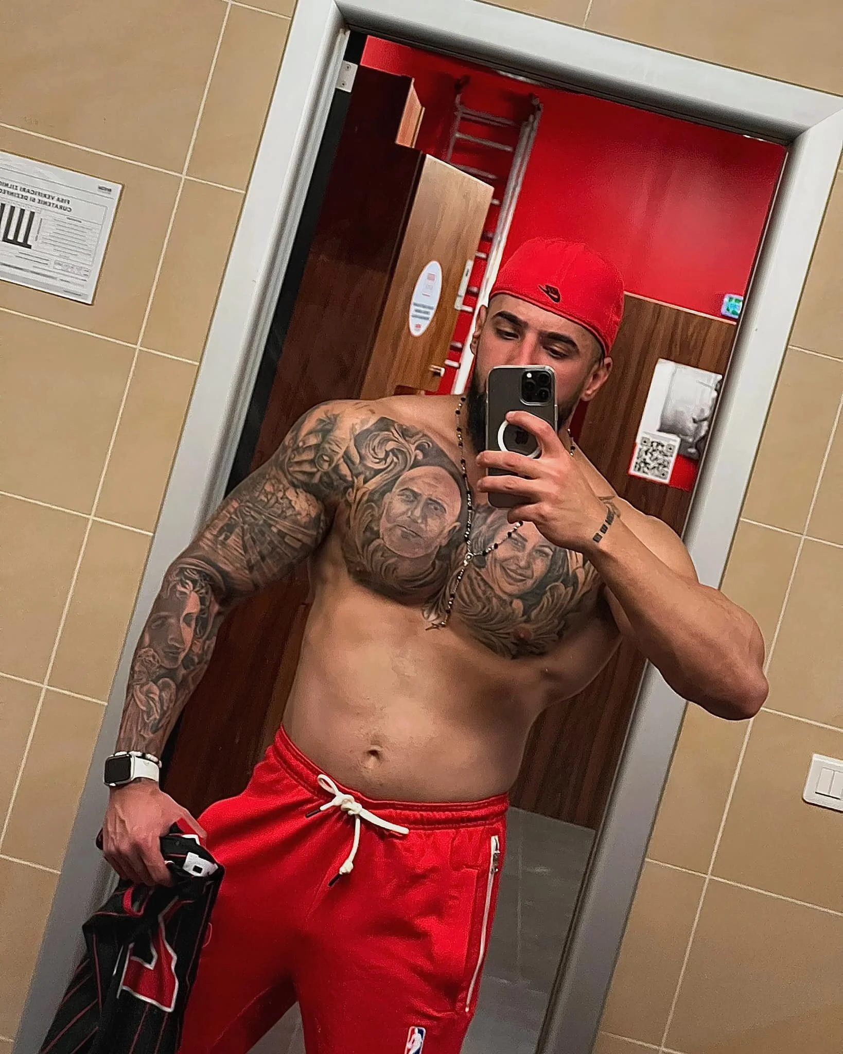 XXX Porn Photo of Nude masterkingofmusclee 5