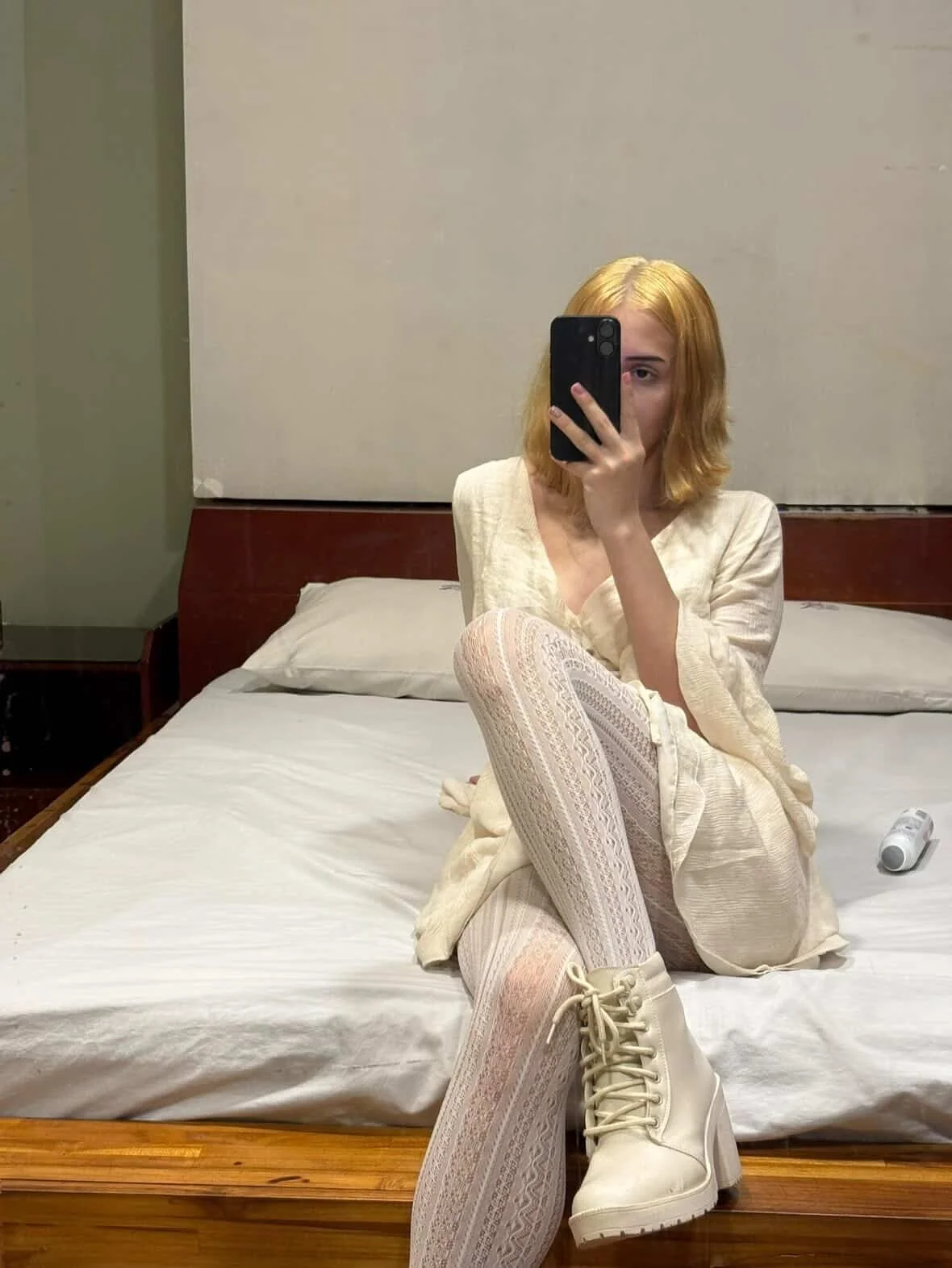 XXX Porn Photo of Nude Alice_Lima 2