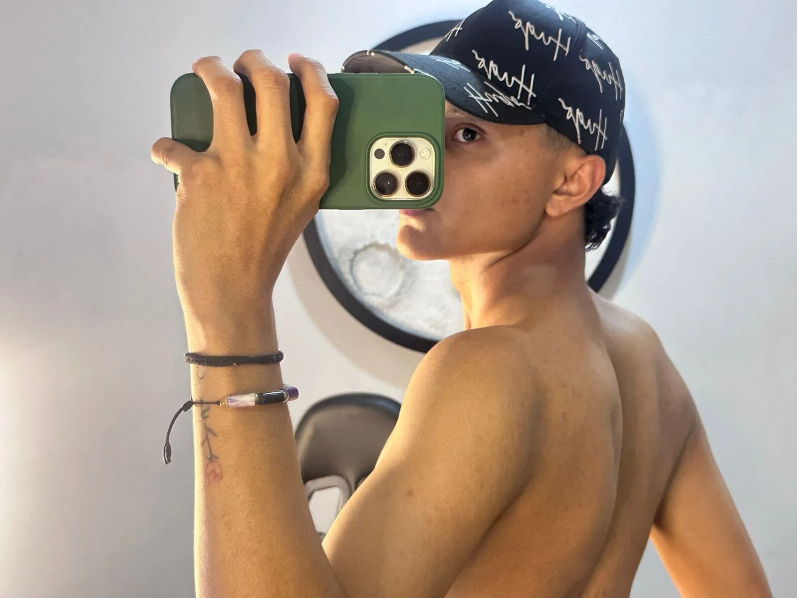 XXX Porn Photo of Nude _Leohot_ 7