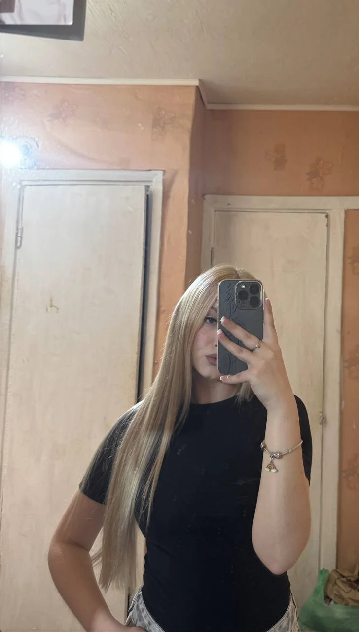 XXX Porn Photo of Nude Sophia_Blonde 4