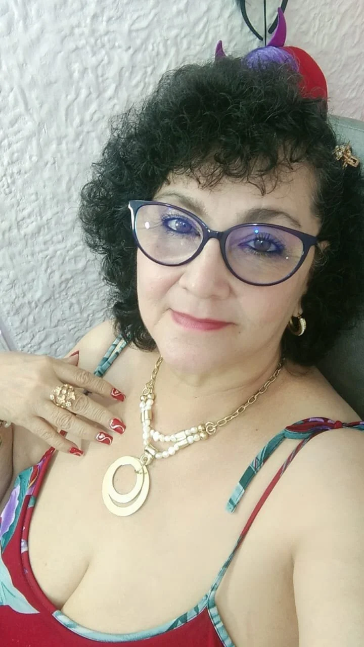 XXX Porn Photo of Nude cataleya_mom 16