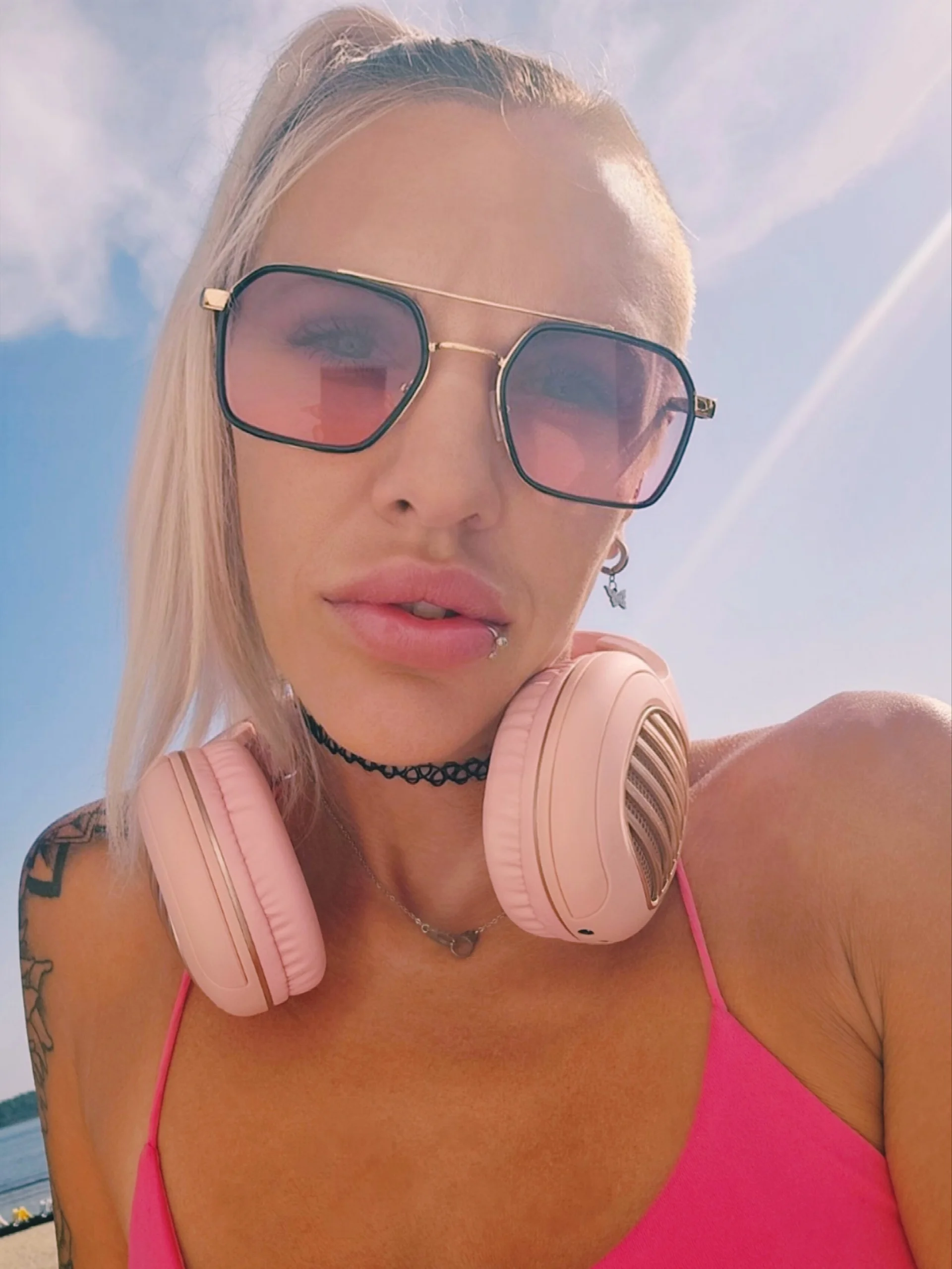 XXX Porn Photo of Nude UK_Tall_Barbie_Slut 30