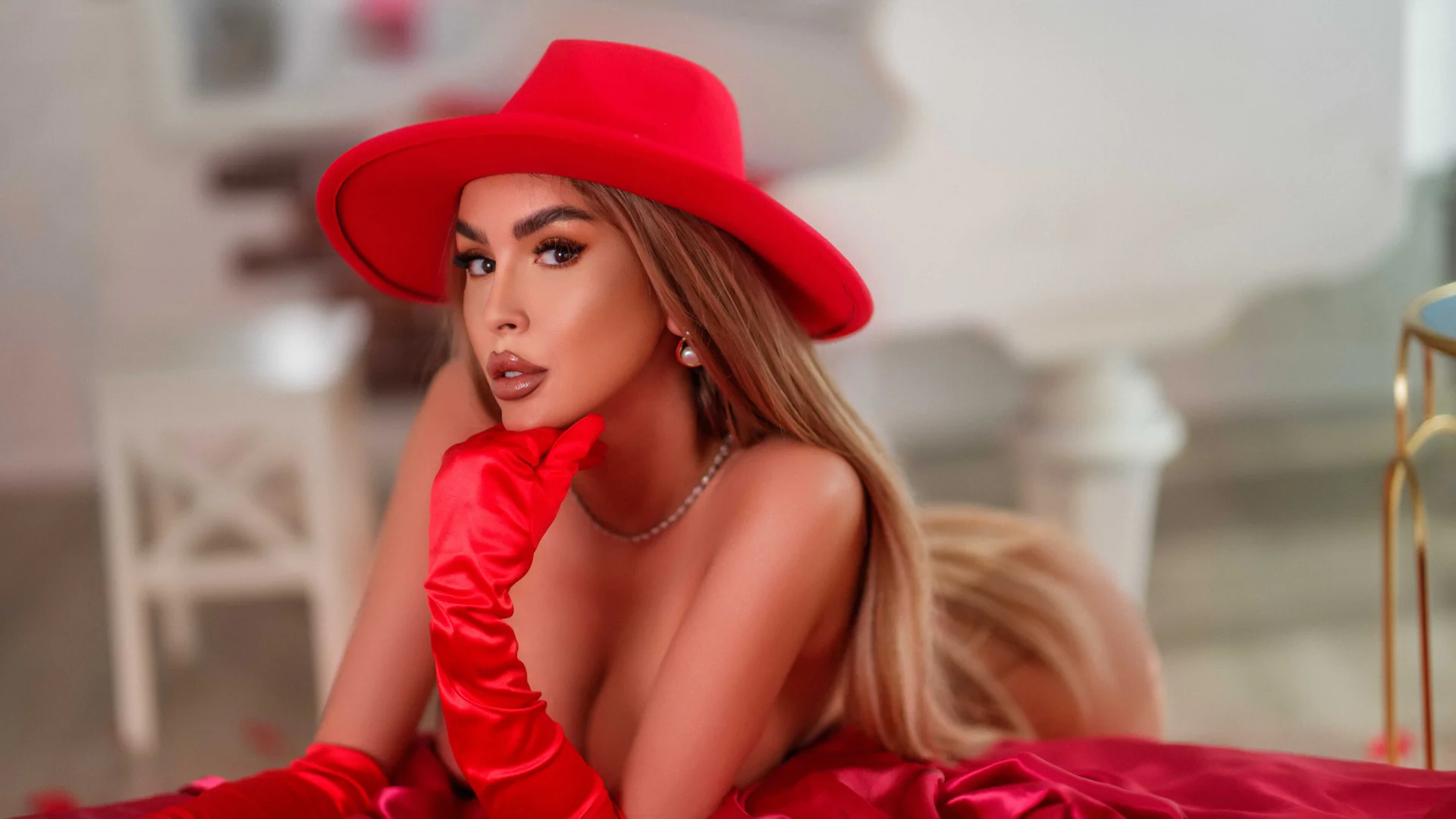 XXX Porn Photo of Nude SelenaFrost 5