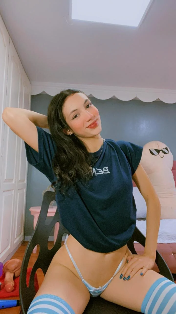 XXX Porn Photo of Nude Iris_Stone_ 33