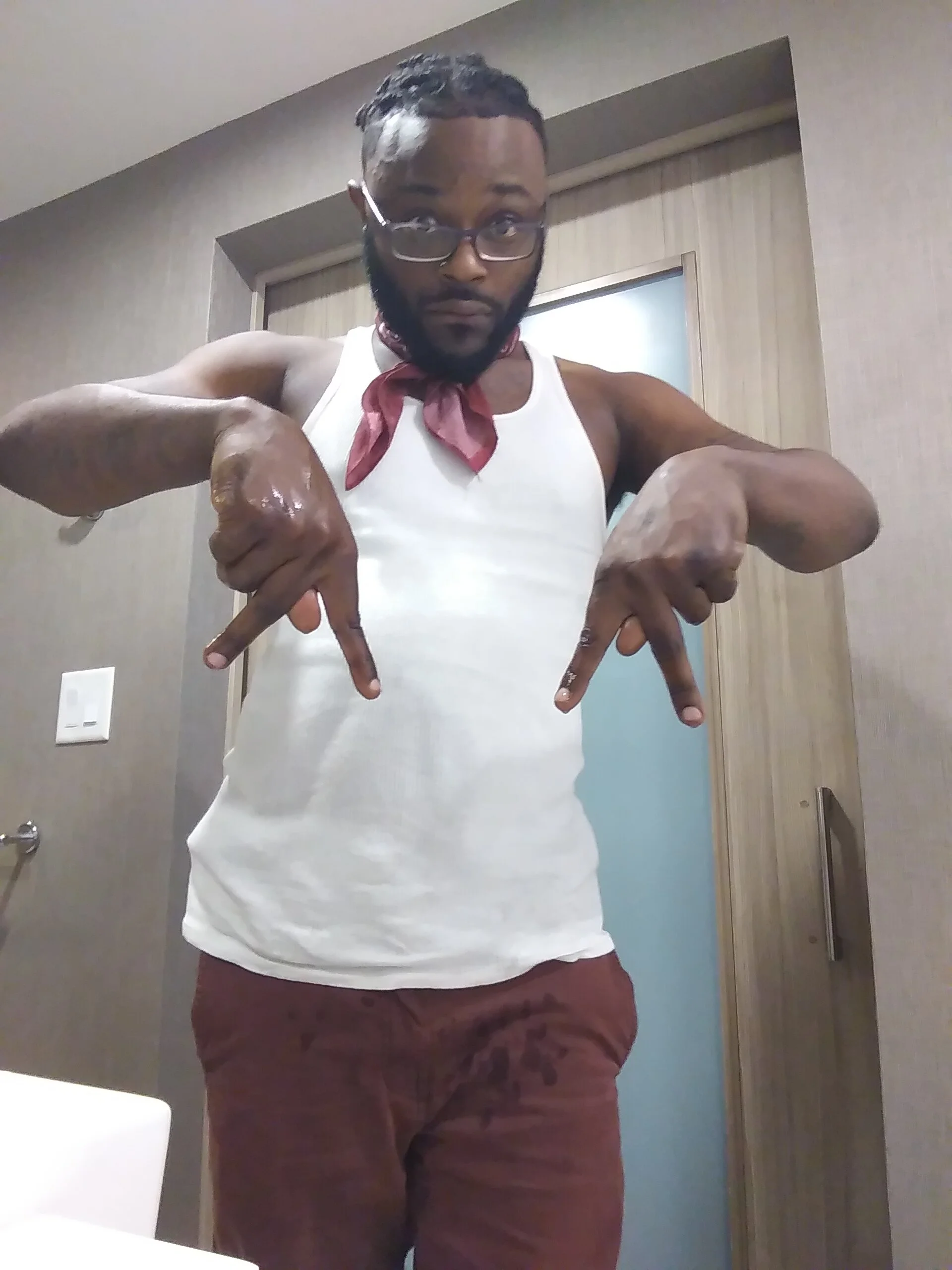 XXX Porn Photo of Nude rollinupgettinmydiccsucc 4