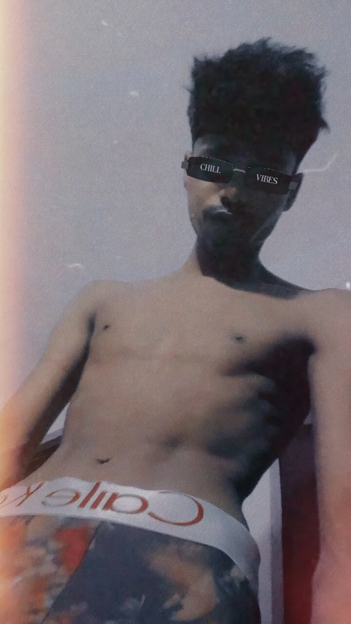 XXX Porn Photo of Nude Slim_Rishabh 2