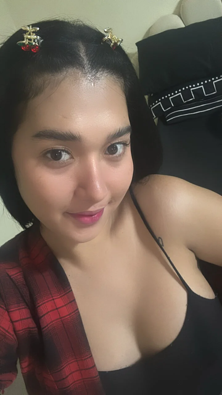 XXX Porn Photo of Nude xKATEMADNESSx 4
