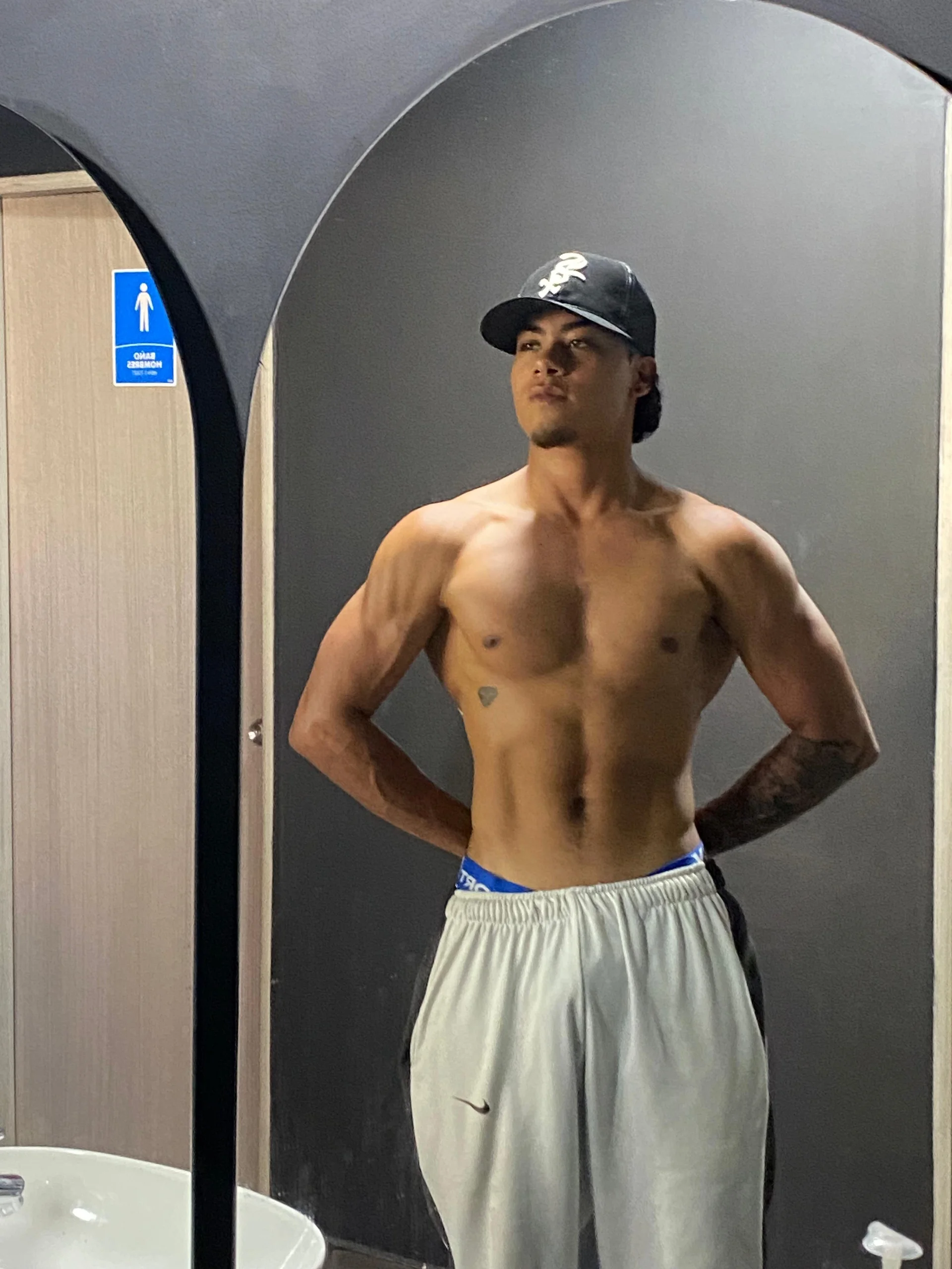 XXX Porn Photo of Nude Jeremy_wallker 17