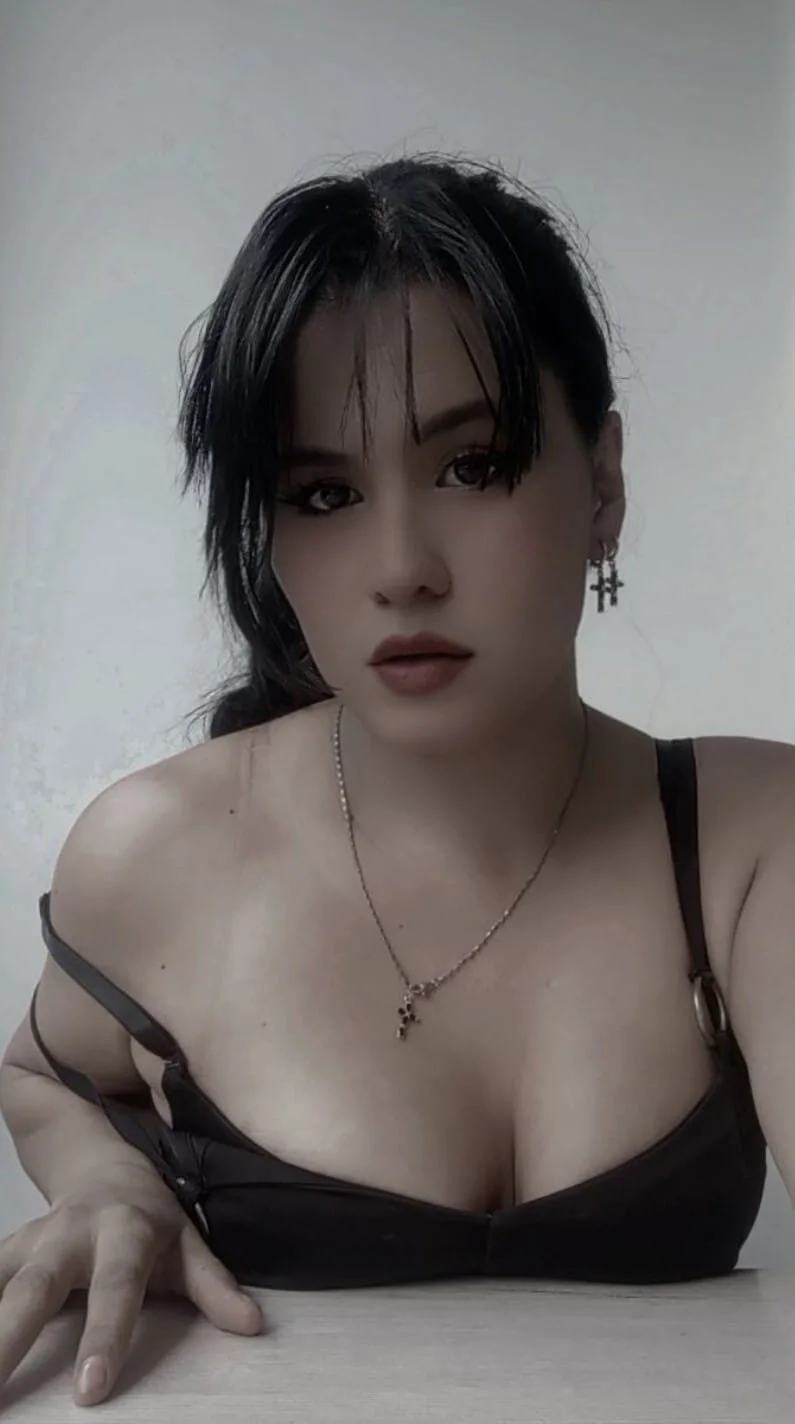 XXX Porn Photo of Nude paris_laurens 15