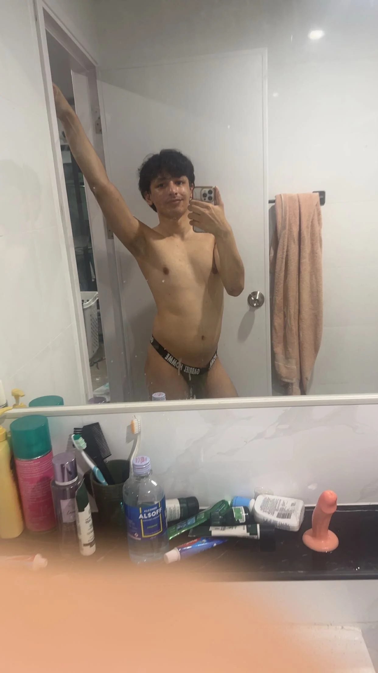 XXX Porn Photo of Nude femboihung 5