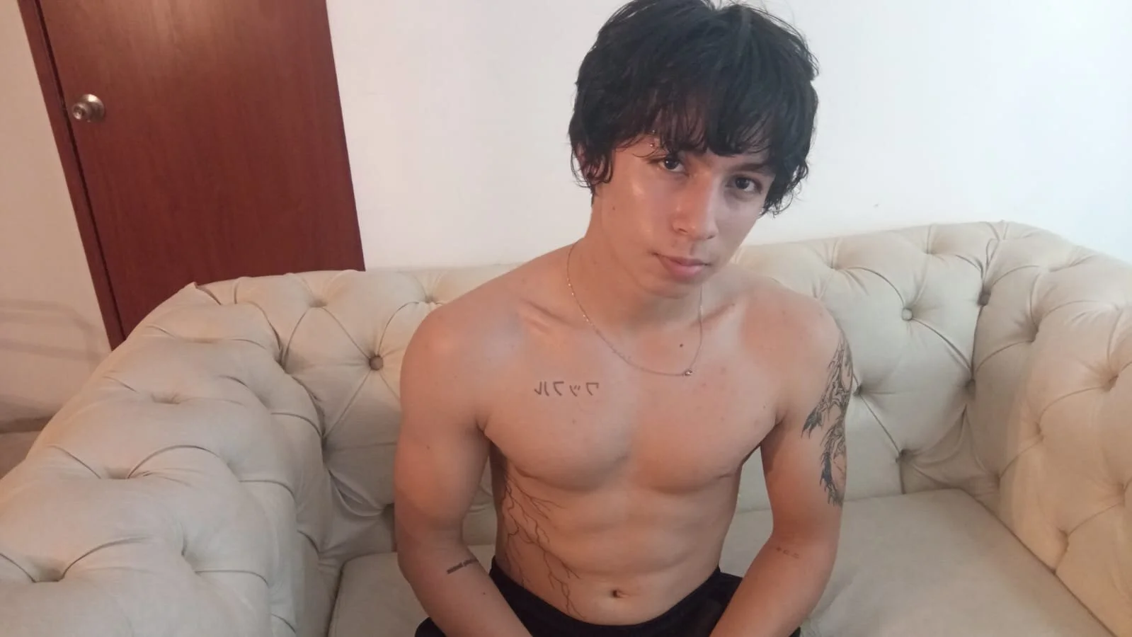 XXX Porn Photo of Nude Tyler_durten 9