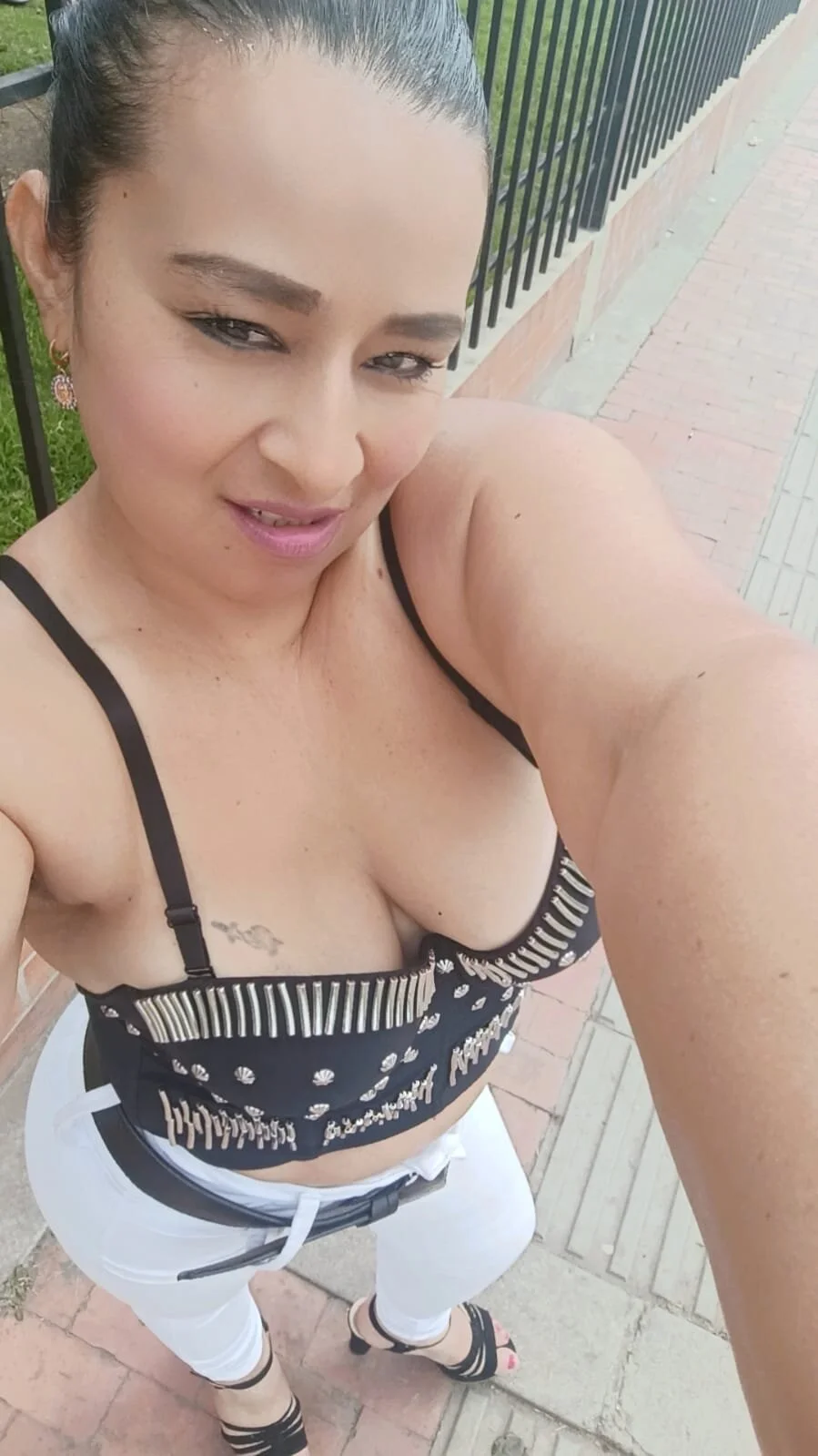 XXX Porn Photo of Nude Ariana_luxx_ 3