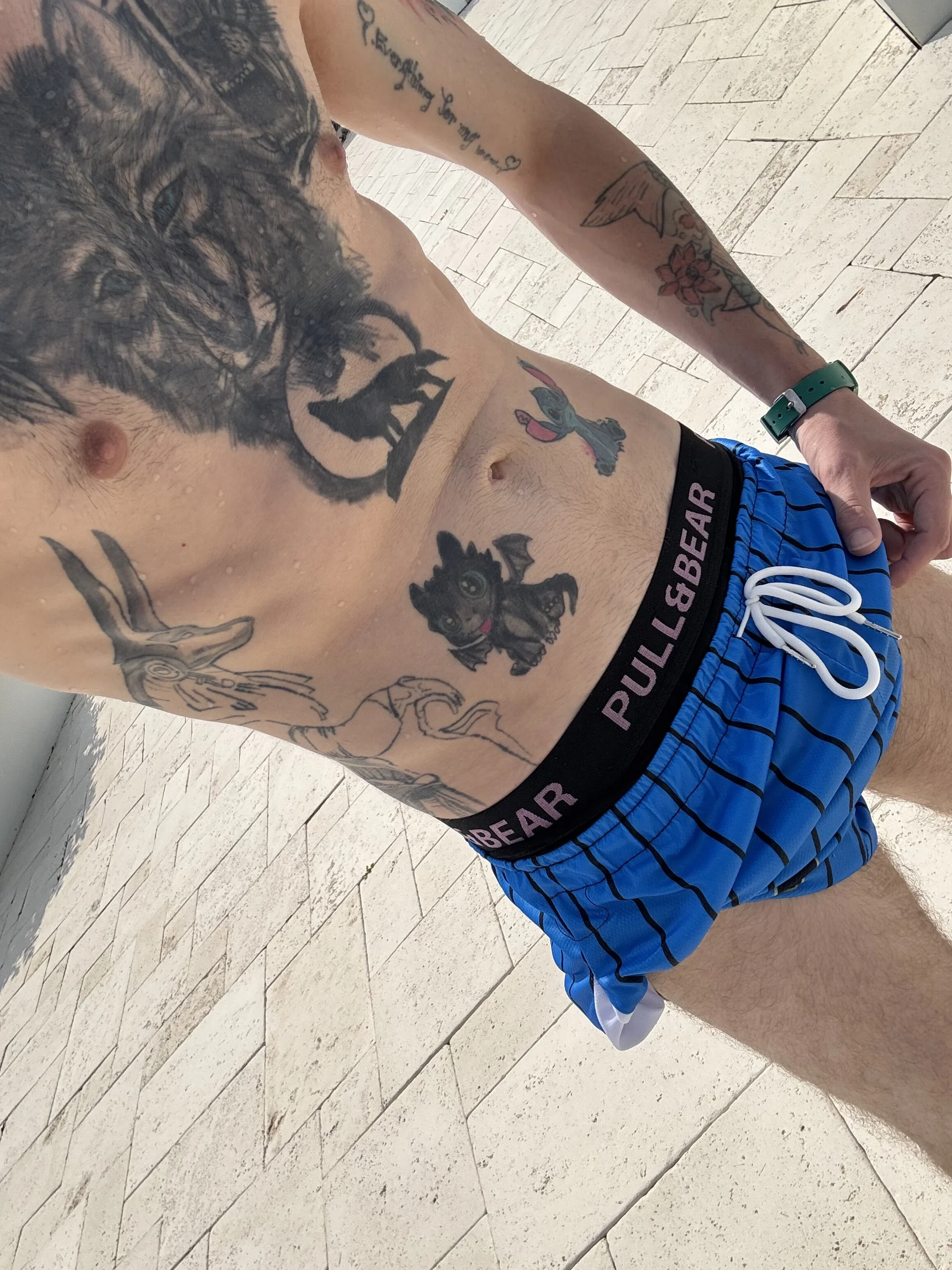 XXX Porn Photo of Nude JonahShaw 19
