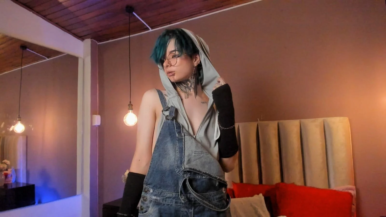 XXX Porn Photo of Nude JuneBlake_ 16