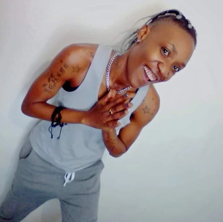 XXX Porn Photo of Nude LadyShirley 9