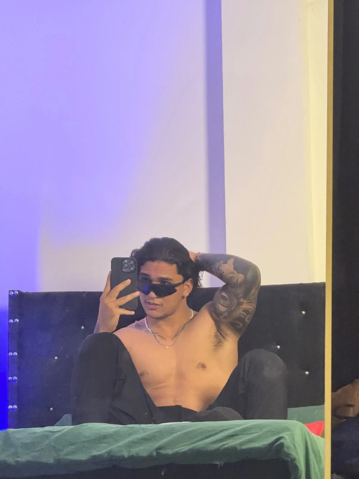 XXX Porn Photo of Nude Mrbig_maximo 2