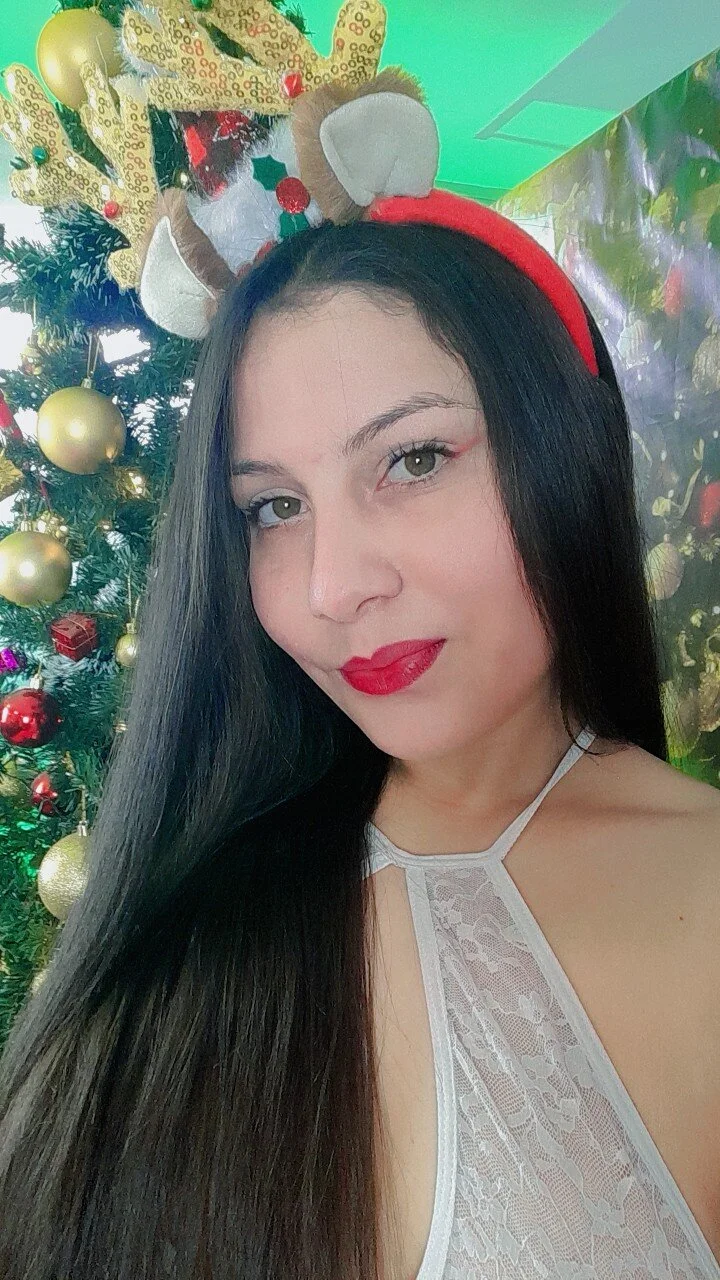 XXX Porn Photo of Nude esmeralda_jadees 1