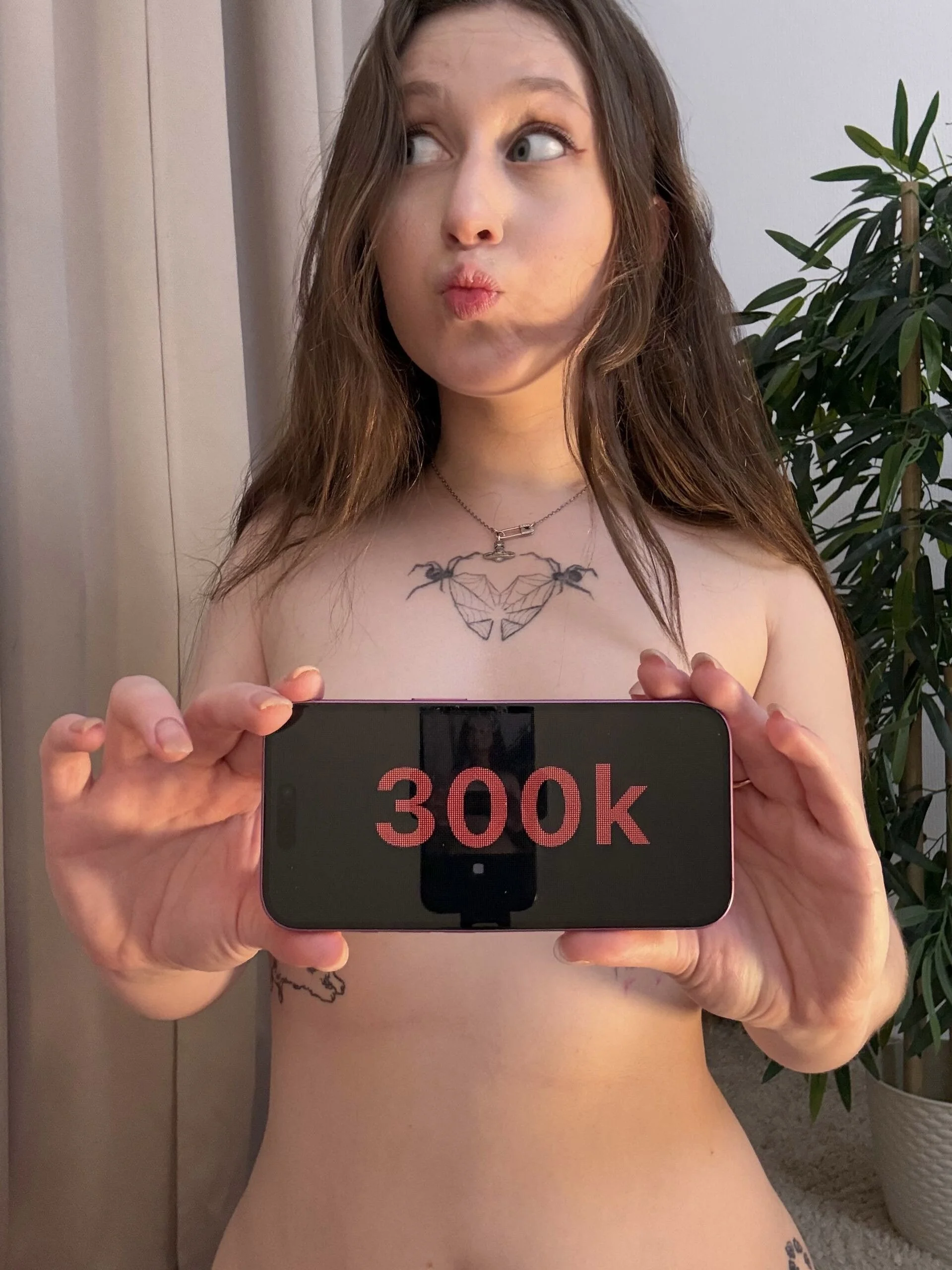 XXX Porn Photo of Nude FroggyAnna 385