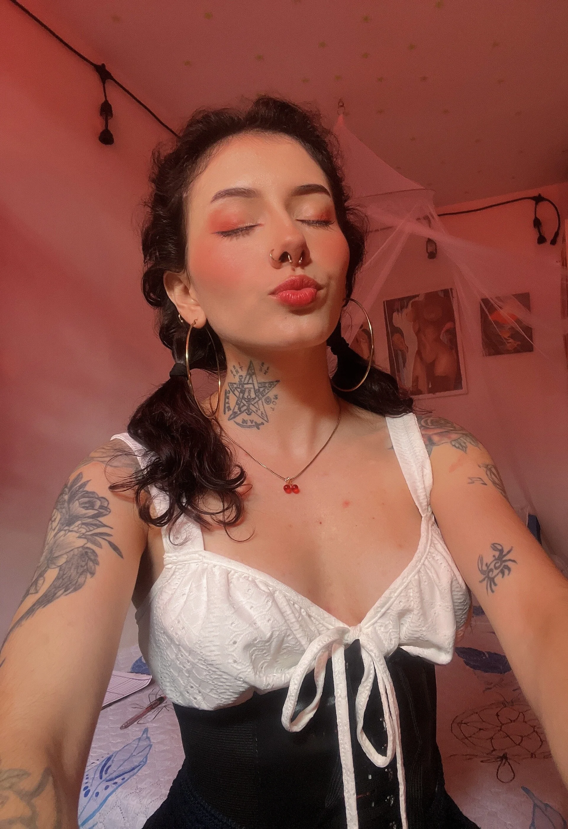 XXX Porn Photo of Nude LiliJones_ 2