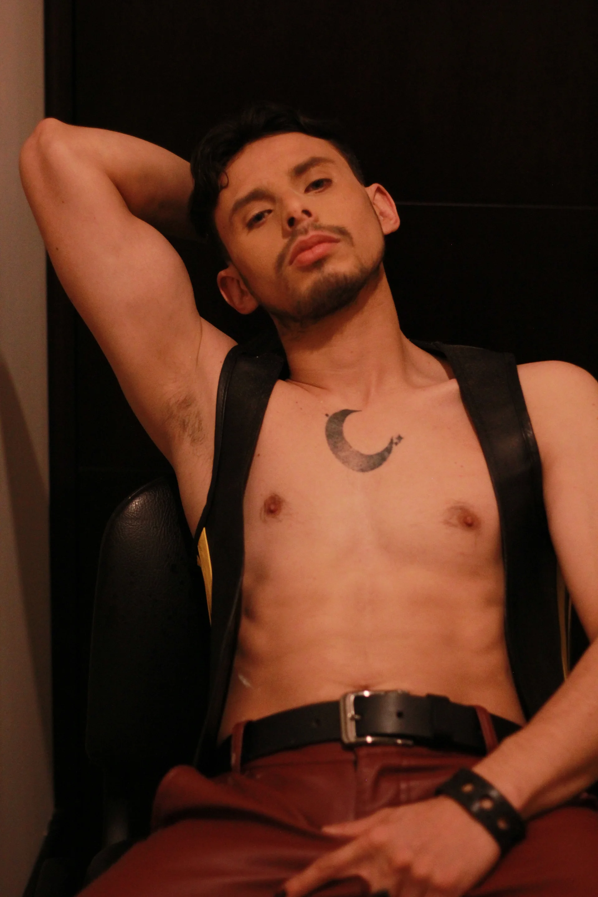 XXX Porn Photo of Nude Thom_sam_ 25