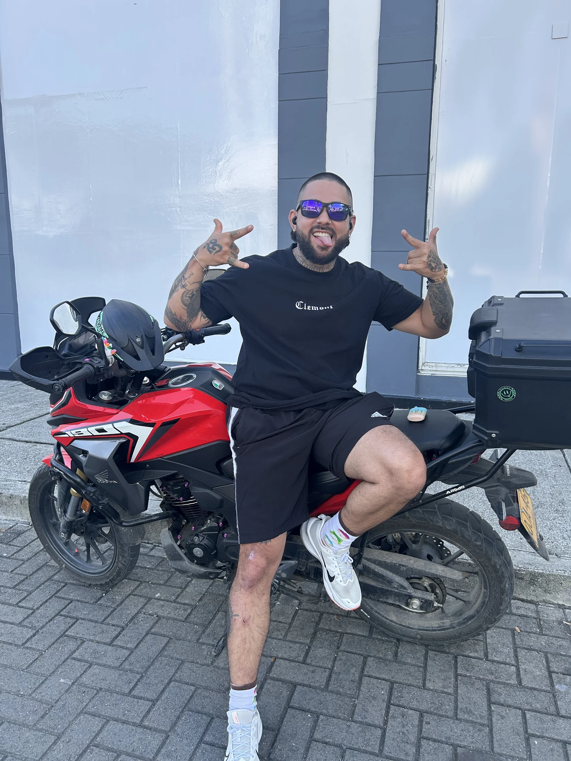 XXX Porn Photo of Nude esteban_cloud 17