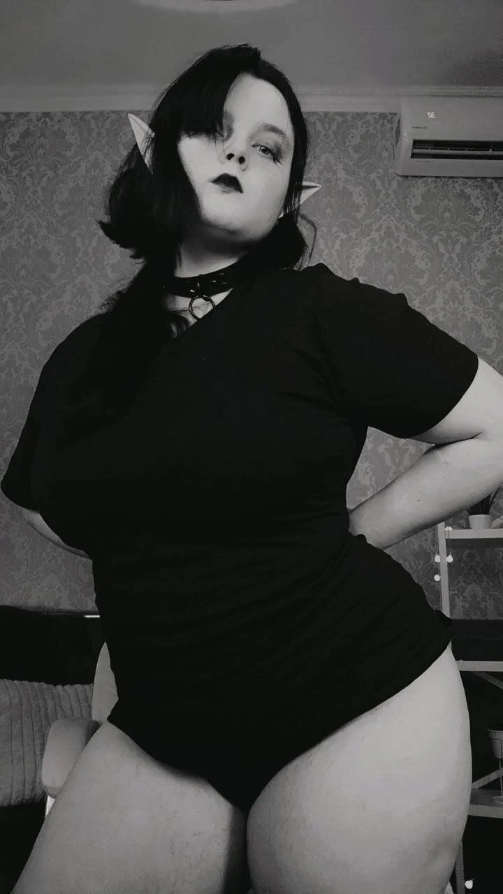 XXX Porn Photo of Nude LittleShyy 80
