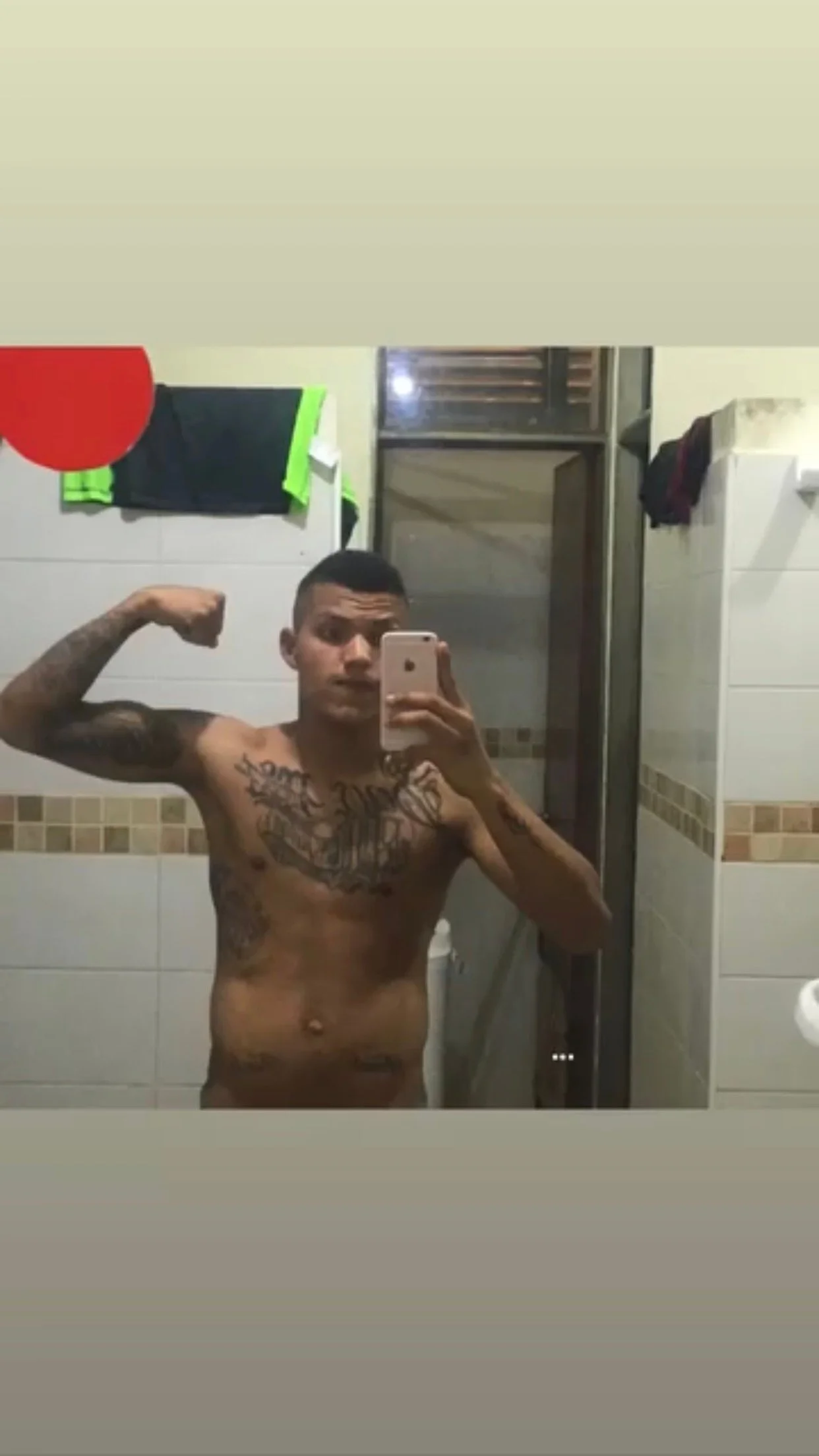 XXX Porn Photo of Nude GigantBaby 2