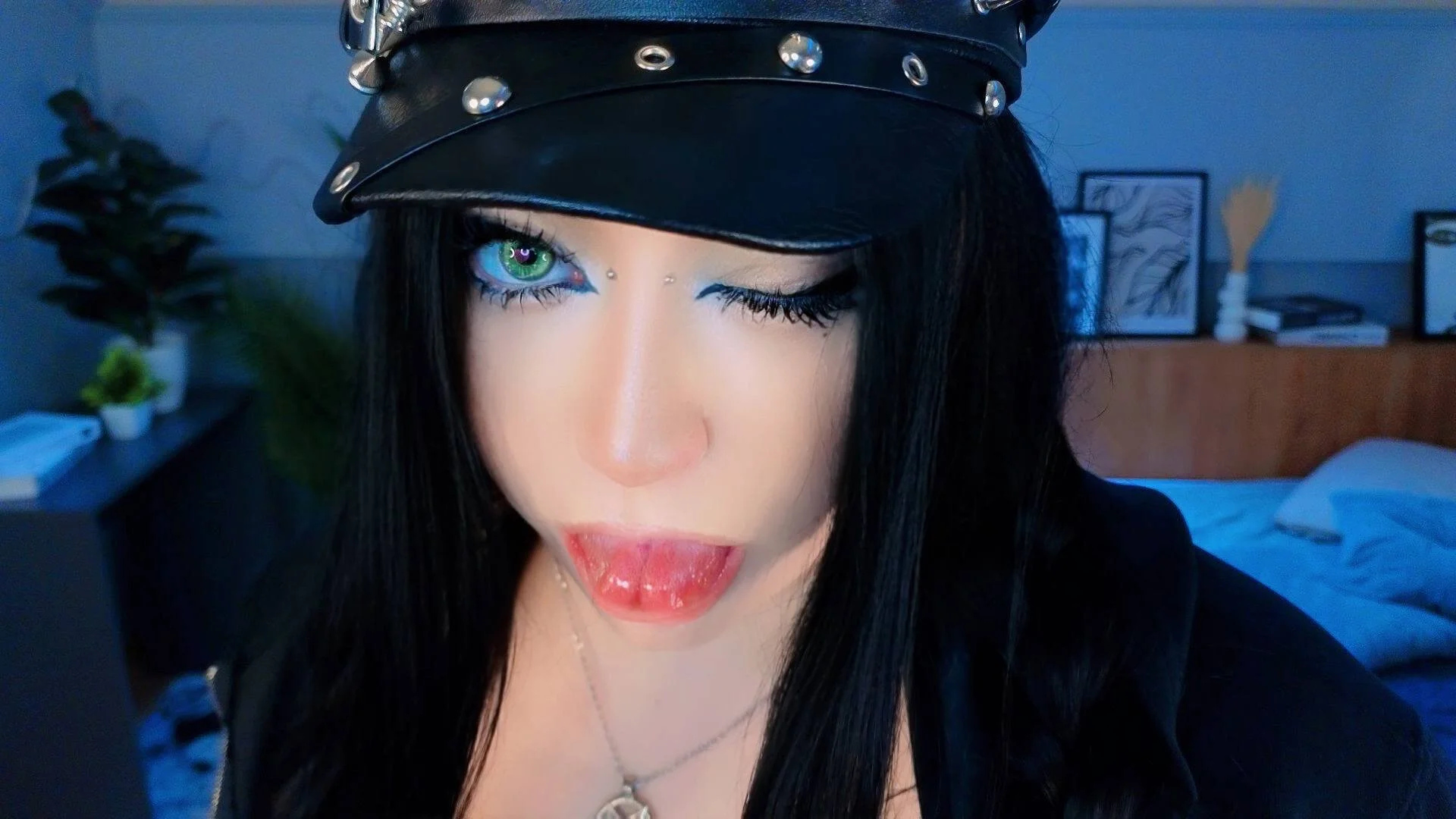 XXX Porn Photo of Nude vulagarmanners_ 8