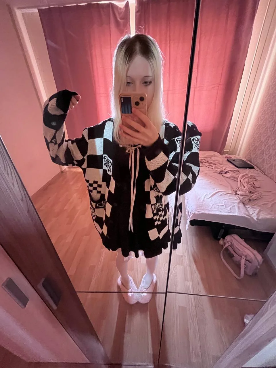 XXX Porn Photo of Nude Megan--chan 8